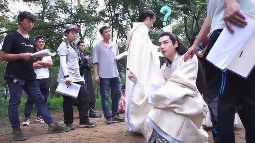 白发王妃罗云熙花絮,揭秘拍摄幕后趣事与敬业瞬间